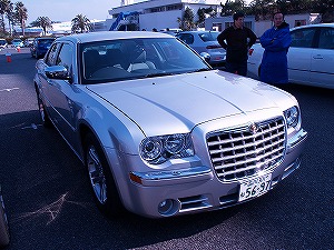 300C 5.7 HEMI前方