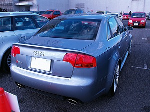 RS4後方