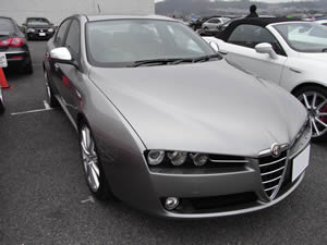 Alfa 159 3.2 JTS Q4 Q-Tronic TI前方