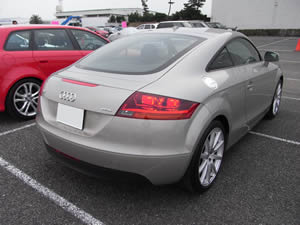 TT Coupe 2.0TFSI quattro後方