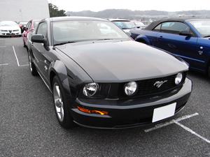 マスタング V8 GT クーペ 45th Anniversary前方