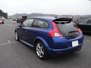 C30 2.4i SE R-Design後方