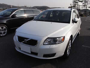 V50 2.4i SE前方