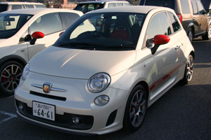 ABARTH 500前方