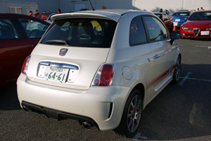 ABARTH 500後方