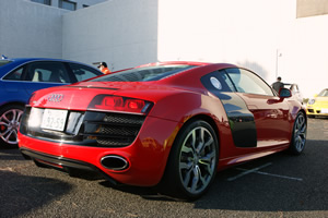 R8 5.2FSI quattro後方