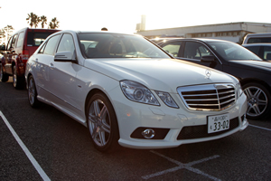 E 250 CGI BlueEFFICIENCY AVANTGARDE前方