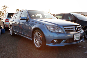 C 250 CGI BlueEFFICIENCY STATIONWAGON AVANTGARDE前方