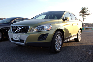 XC60 T6 SE AWD前方