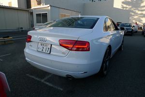 A8 4.2 FSI quattro後方