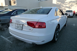 A8 4.2 FSI quattro後方