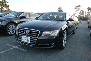 A8 L4.2 FSI quattro前方