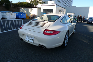 911カレラ後方