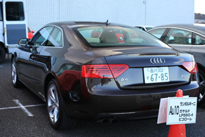 A5 Coupe 2.0T quattro後方