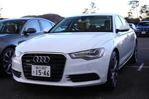 A6  2.8 quattro前方