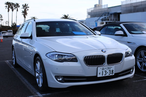  535i xDrive Touring 前方