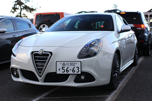 Giulietta Quadrifoglio Verde前方