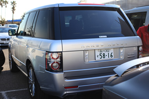  RANGE ROVER
ヴォーグ 5.0 V8 Supercharged後方