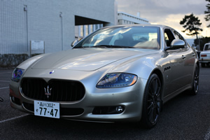 Quattroporte Sport GT S
 Awardｓ Edition前方