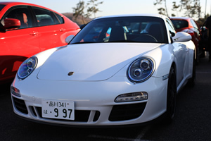 911カレラ4GTS前方