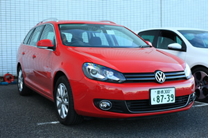 Golf Variant TSI Comfortline
Premium Edition前方