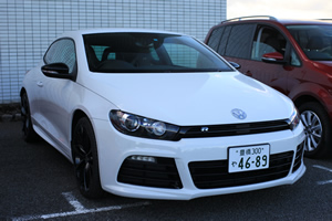 Scirocco R RECARO前方