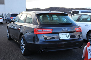 A6 Avant 3.0 TFSI quatrro後方