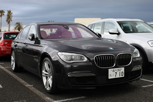 7 Series ActiveHybrid 7前方