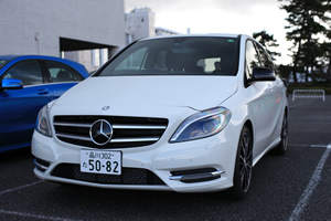 B 180 BlueEFFICIENCY Sports前方