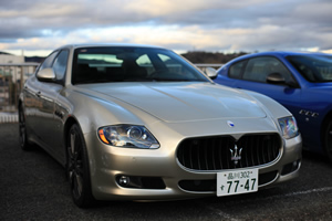 Quattroporte Sport GT S Awardｓ Edition前方