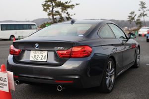 4 Series 435i Coupe後方