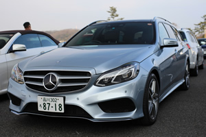 E 350 BlueTEC Stationwagon AVANTGARDE前方