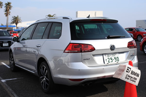 Golf Variant TSI Highline後方