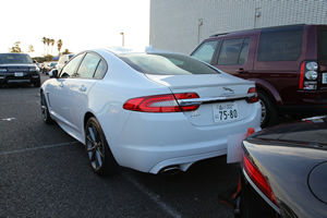 XF 2.0 R-Sport後方