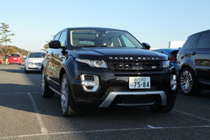 RANGE ROVER EVOQUE　Autobiography前方