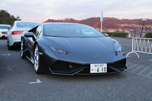 ウラカン LP610-4前方