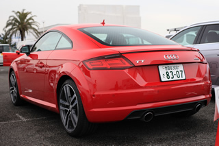 TT Coupe 2.0 TFSI quattro後方