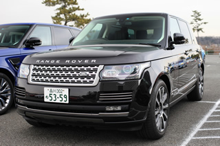 RANGE ROVER 3.0 V6 SUPERCHARGED VOGUE Long Wheelbase (380ps)前方