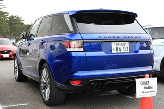 RANGE ROVER SPORT SVR後方