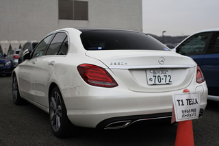 C 350 e AVANTGARDE後方