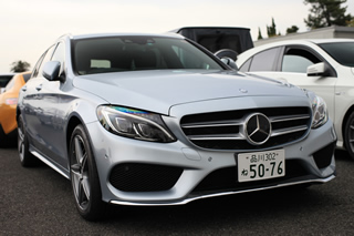 C 220 d STATIONWAGON Sports 前方