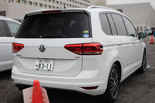 Golf Touran TSI  Highline後方